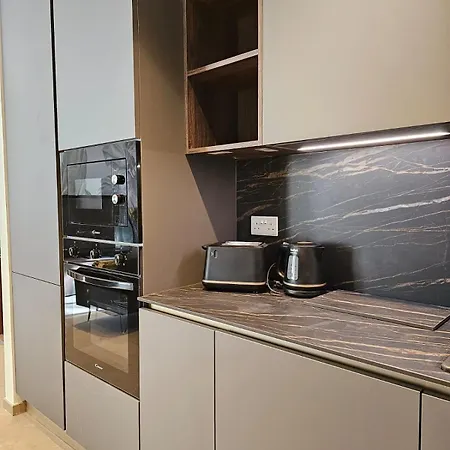 407 Mercury House San Julián